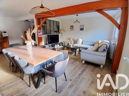 Maison de ville à vendre 135 000 € 4 pièces 3 chambres 99 m² 246 m² de terrain Châtillon-sur-Loire 45360