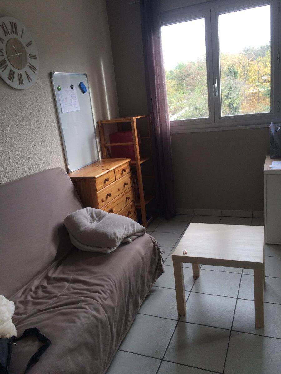 Appartement 1 pièce 29 m² · à Saint-Étienne · 29 m² · 430 €