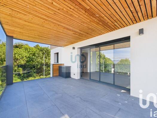 Appartement à vendre 495 000 € 3 pièces 2 chambres 77 m² Étage 1/2 Neuvecelle 74500