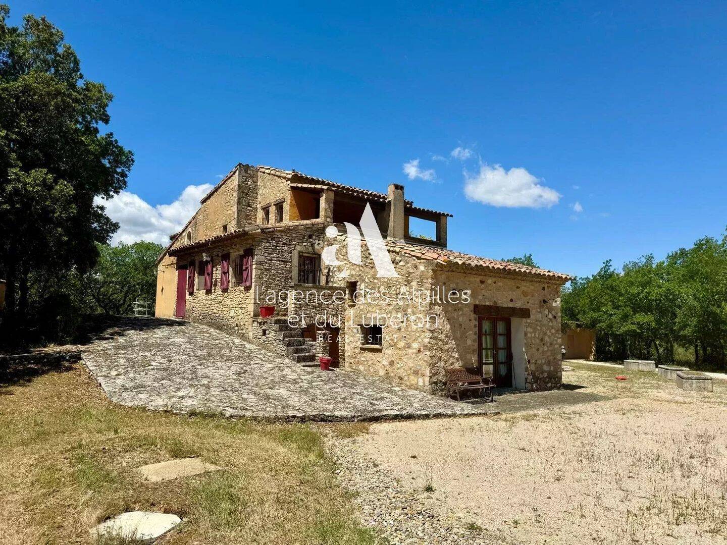 Maison 6 pièces 130 m² · à Bonnieux · 130 m² · 920 000 €