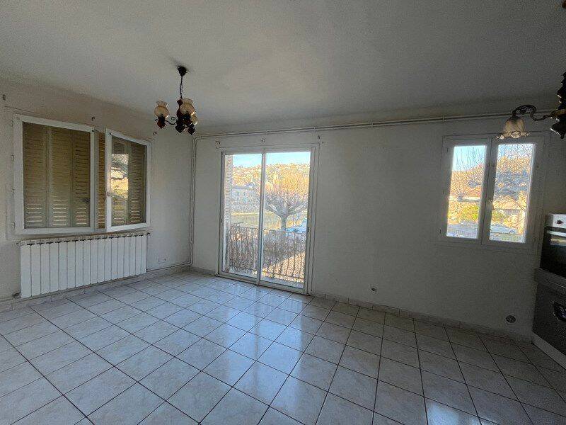Appartement 3 pièces 58 m² · à Villefranche-de-Rouergue · 58,2 m² · 450 €