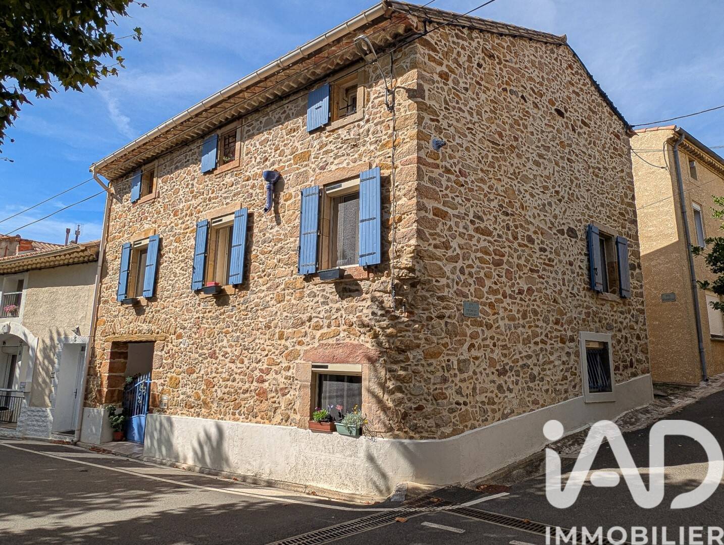 Maison 5 pièces 182 m² · à Bizanet · 182 m² · 249 000 €