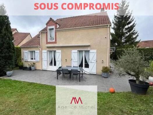 Maison à vendre 379 000 € 6 pièces 3 chambres 126 m² 496 m² de terrain Centre Nord Tournan-en-Brie 77220