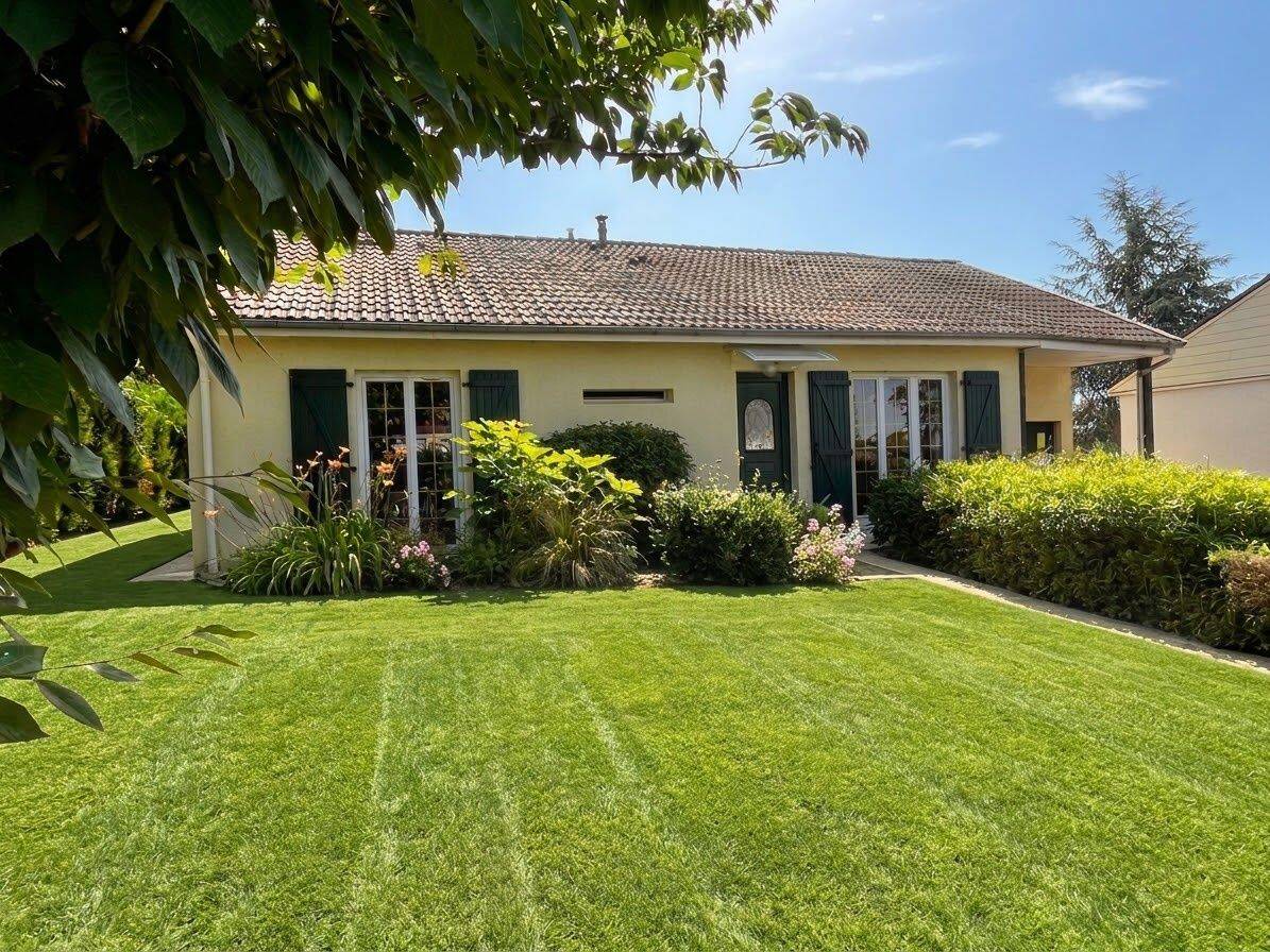 Maison 5 pièces 115 m² · à Aigné · 115 m² · 194 000 €