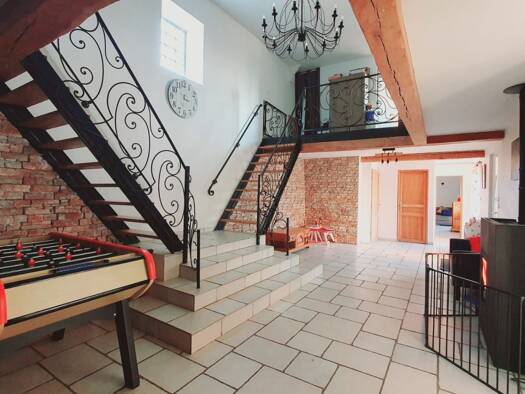 Immeuble à vendre 676 000 € 429,2 m² Bailleul-sur-Thérain 60930