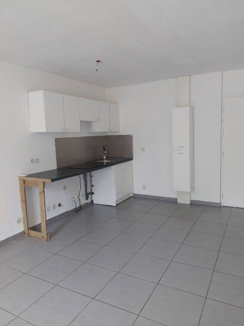 Appartement 3 pièces 44 m² · à Mèze · 44,1 m² · 583 €