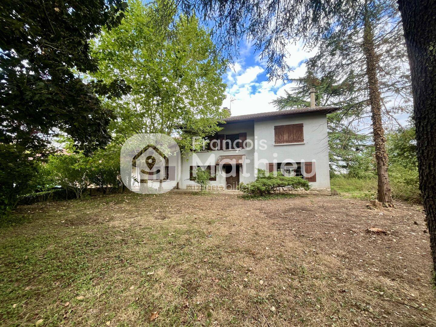 Maison 6 pièces 215 m² · à Condeissiat · 215 m² · 297 000 €