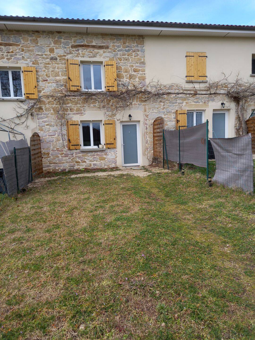 Appartement 4 pièces 61 m² · à Frontonas · 60,5 m² · 895 €