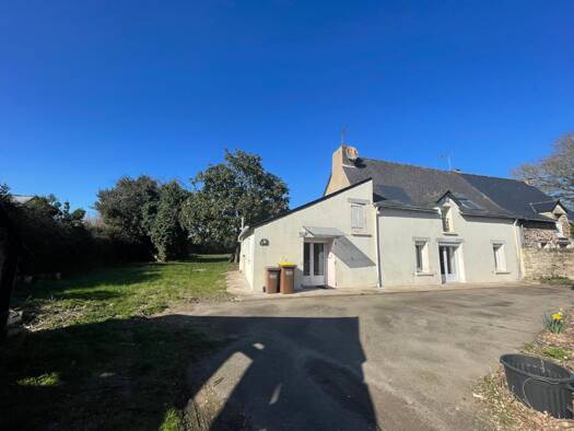 Maison à vendre 100 000 € 5 pièces 3 chambres 110 m² 2 053 m² de terrain Massérac 44290