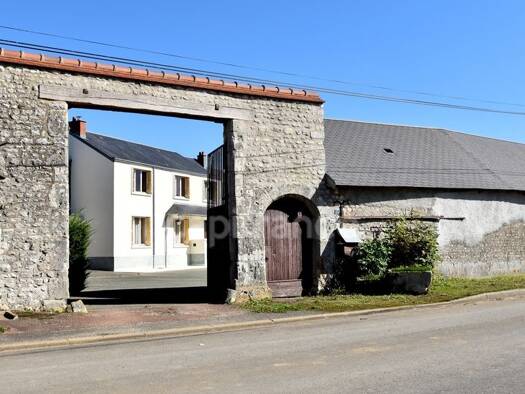 Maison à vendre 390 000 € 11 pièces 7 chambres 170 m² 3 165 m² de terrain Tivernon 45170