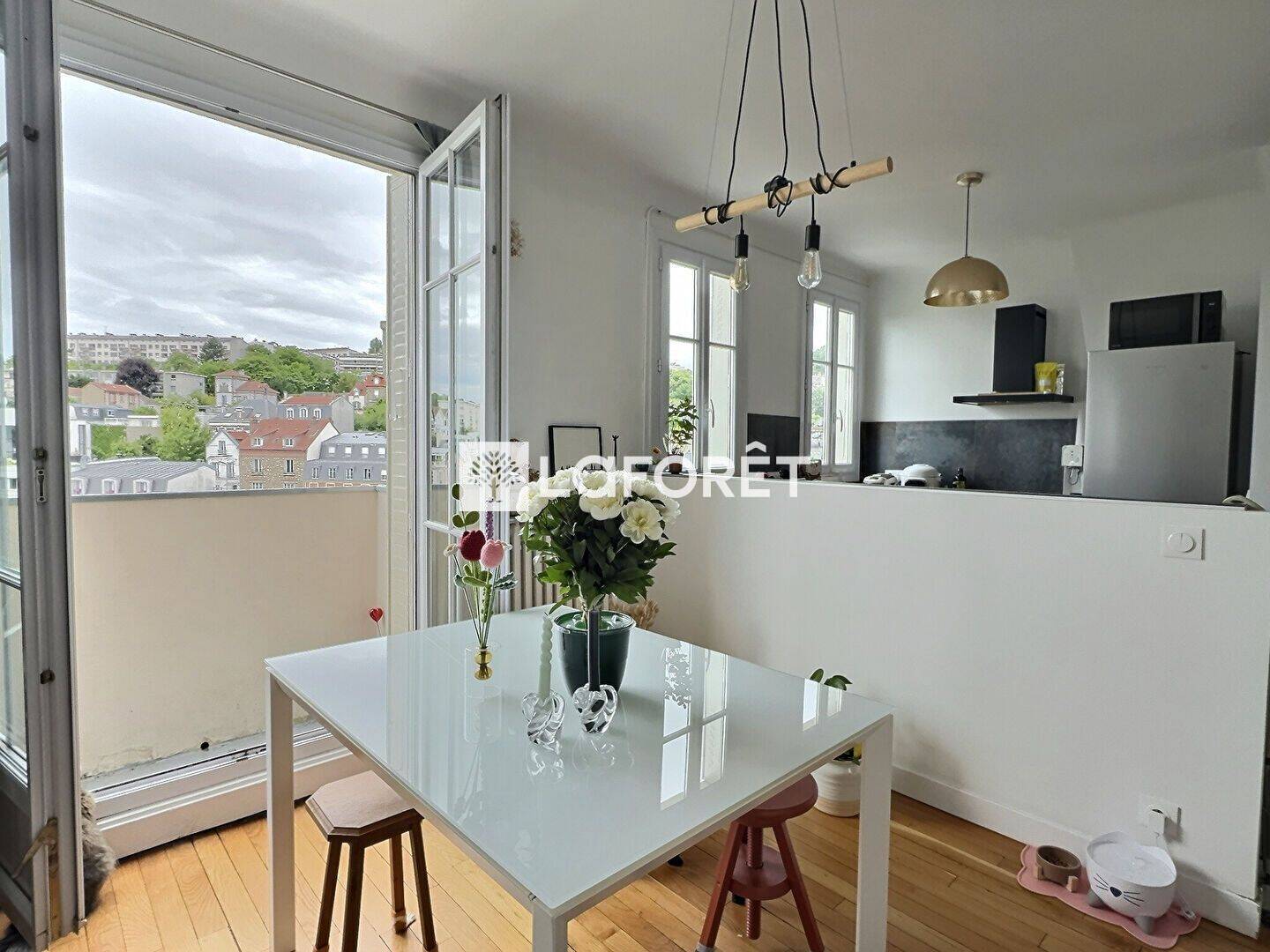 Appartement 3 pièces 64 m² · à Suresnes · 63,9 m² · 1 750 €/mois