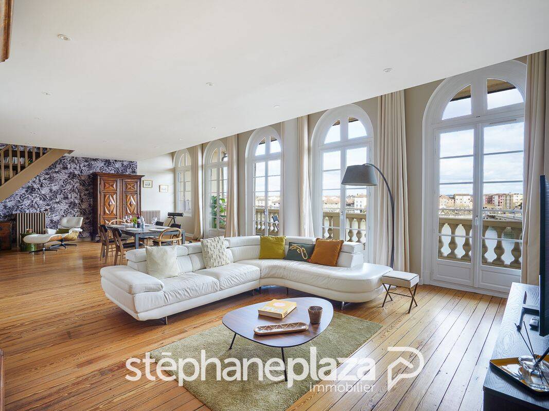Appartement 5 pièces 253 m² · à Mâcon · 253 m² · 439 000 €