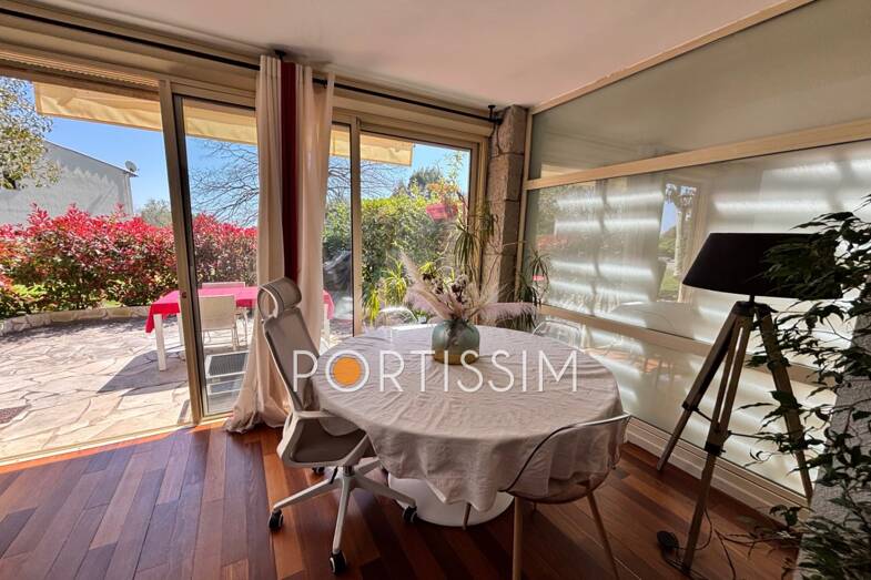 Appartement à vendre 462 000 € 3 pièces 2 chambres 71 m² RDC/1 Vaug Villeneuve-Loubet 06270