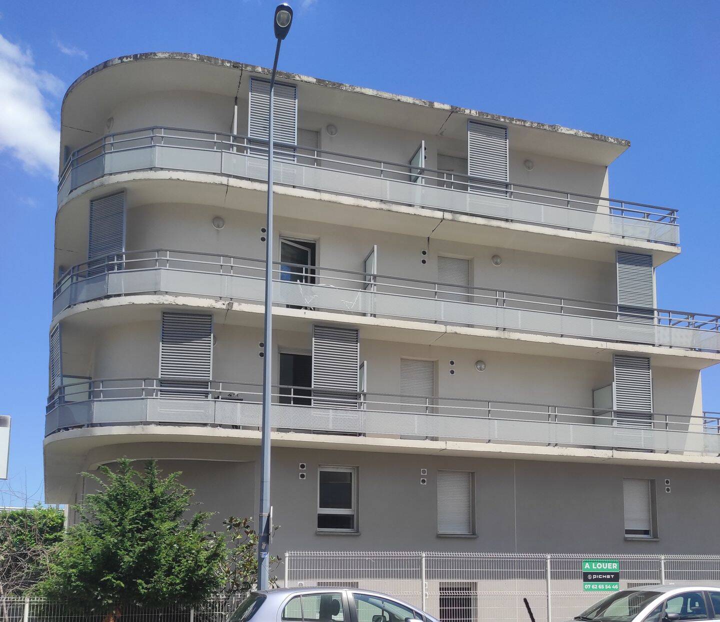 Appartement 1 pièce 24 m² · à Saint-Étienne · 24 m² · 45 000 €