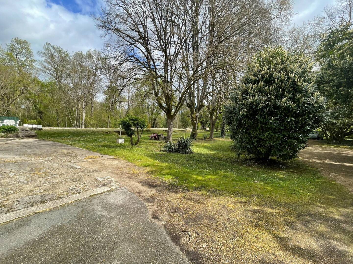 Appartement 5 pièces 132 m² · à Vouvray · 132 m² · 260 000 €
