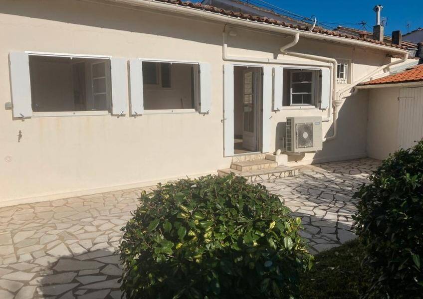 Maison 2 pièces 67 m² · à Bordeaux · 67 m² · 1 260 €