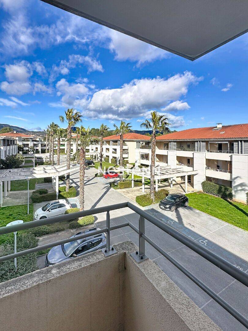 Appartement 3 pièces 75 m² · à Roquebrune-sur-Argens · 74,5 m² · 1 190 €/mois