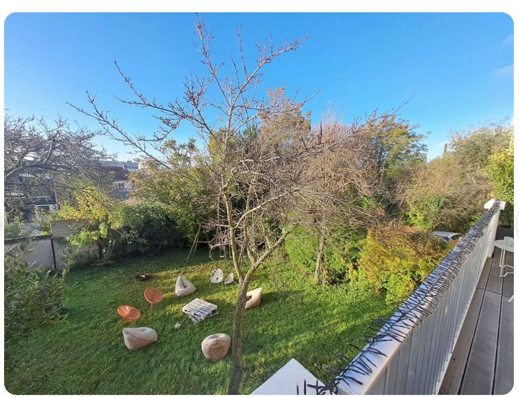 Maison 6 pièces 145 m² · à Suresnes · 145 m² · 3 490 €/mois