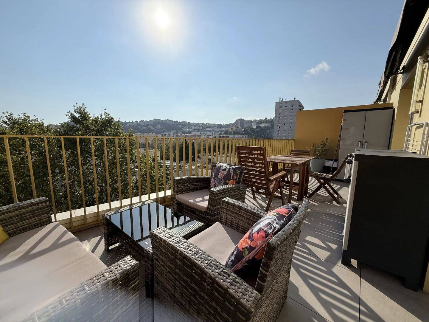Appartement 3 pièces 67 m² · à Nice · 67 m² · 245 000 €