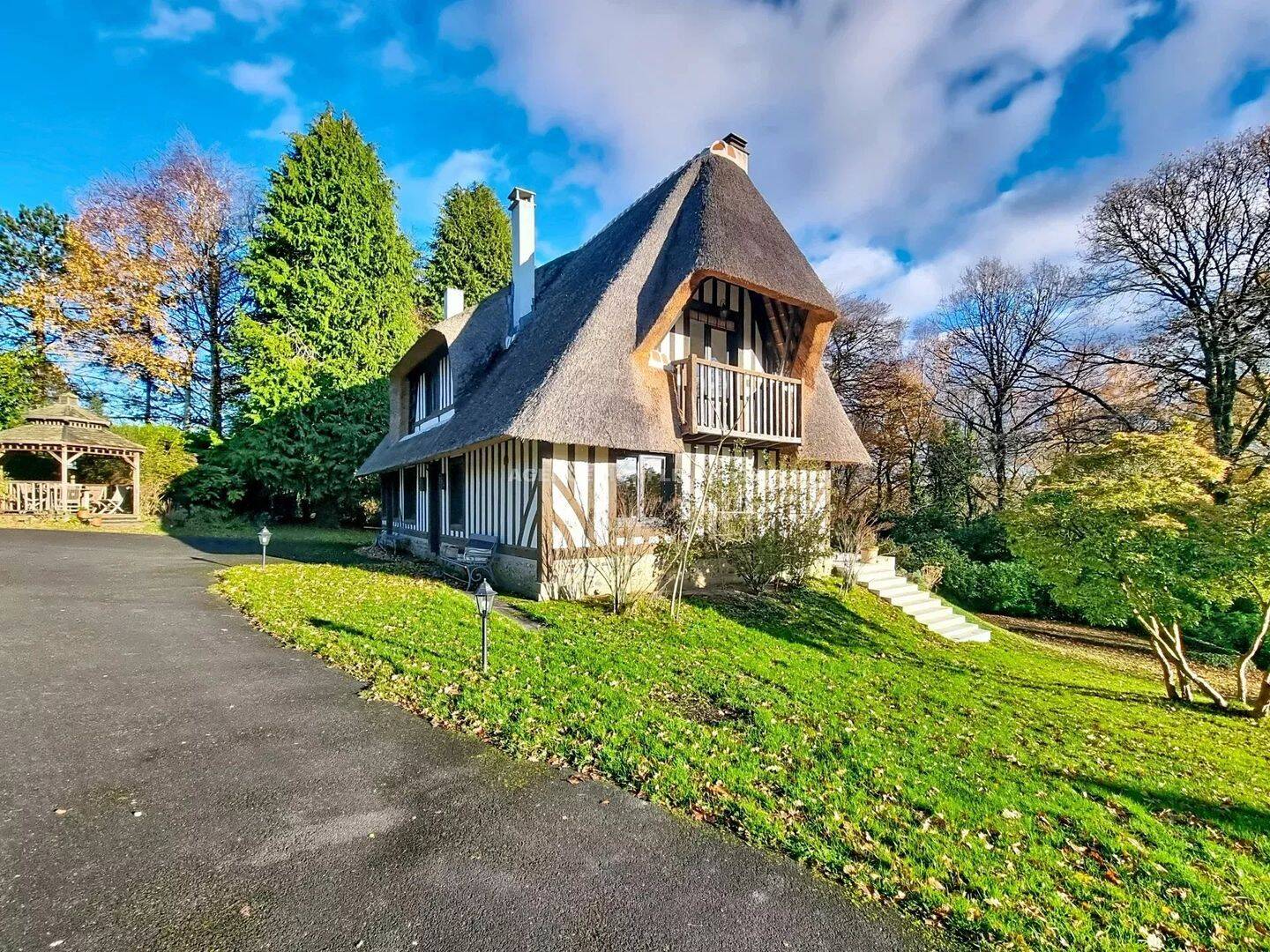 Maison 5 pièces 147 m² · à Honfleur · 146,5 m² · 945 000 €