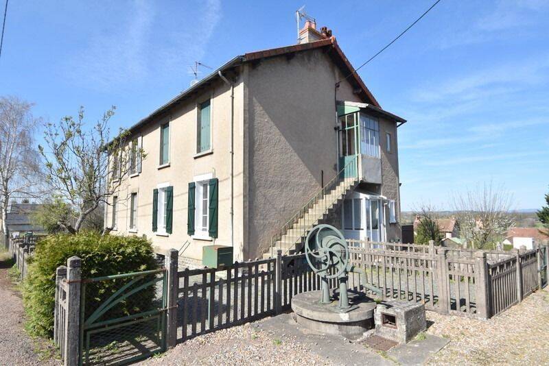 Appartement 3 pièces 52 m² · à Cercy-la-Tour · 52 m² · 31 000 €