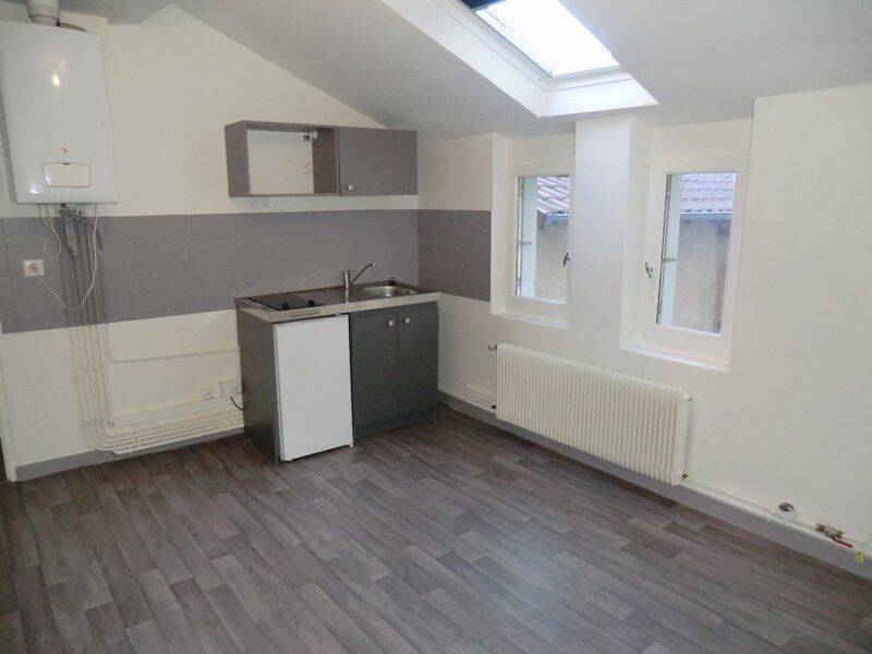 Appartement 1 pièce 29 m² · à Limoges · 28,8 m² · 330 €