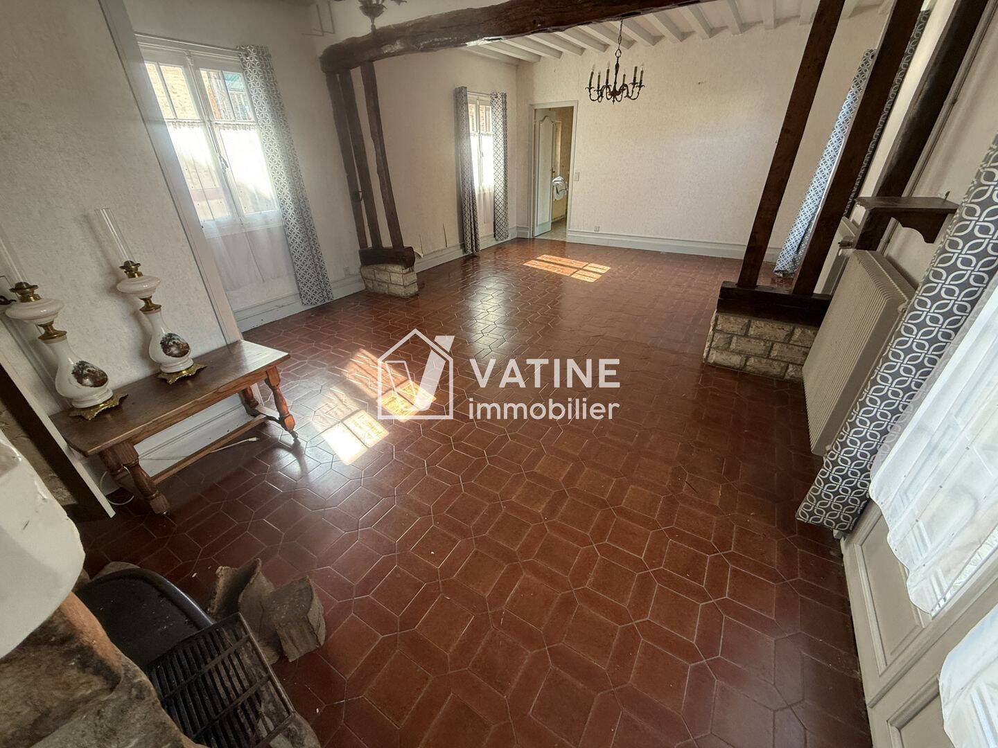 Maison 5 pièces 250 m² · à Doudeville · 250 m² · 108 000 €