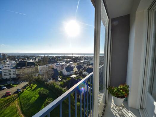 Appartement à vendre 188 000 € 4 pièces 2 chambres 90 m² Étage 6/6 Saint Marc Brest 29200