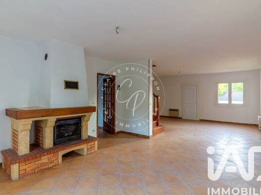 Maison à vendre 336 000 € 6 pièces 3 chambres 135 m² 451 m² de terrain Thoiry 78770