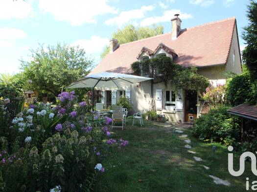 Villa à vendre 218 000 € 7 pièces 3 chambres 186 m² 4 101 m² de terrain Le Petit-Pressigny 37350