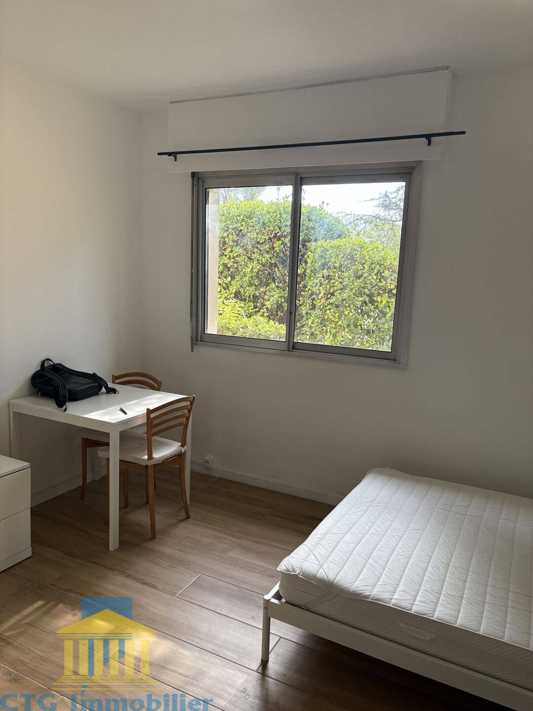 Appartement 1 pièce 16 m² · à Marseille 8ème Arrondissement · 16 m² · 450 €/mois