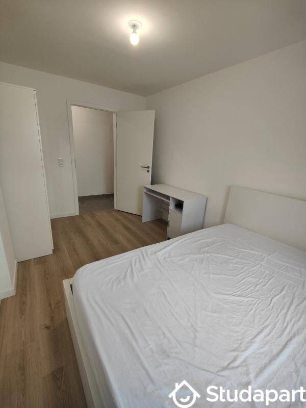 Appartement 1 pièce 10 m² · à Dammarie-les-Lys · 10 m² · 570 €