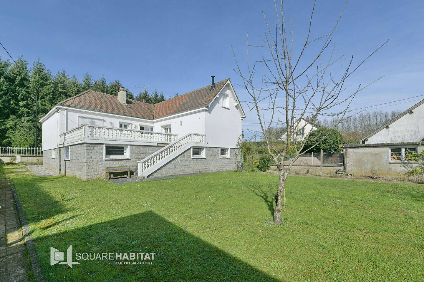 Maison 8 pièces 182 m² · à Damigny · 182 m² · 187 750 €