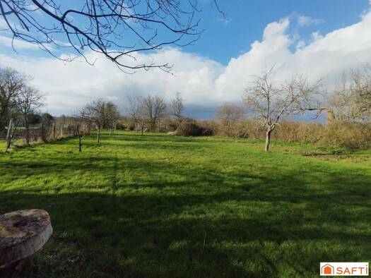 Maison à vendre 172 000 € 6 pièces 4 chambres 195 m² 3 249 m² de terrain Saivres 79400