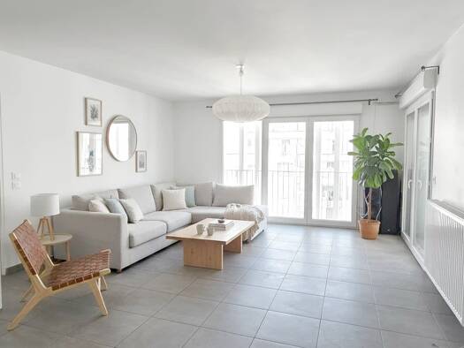 Appartement à vendre 299 000 € 3 pièces 2 chambres 71 m² Étage 5/10 Marseille 2ème arrondissement 13002