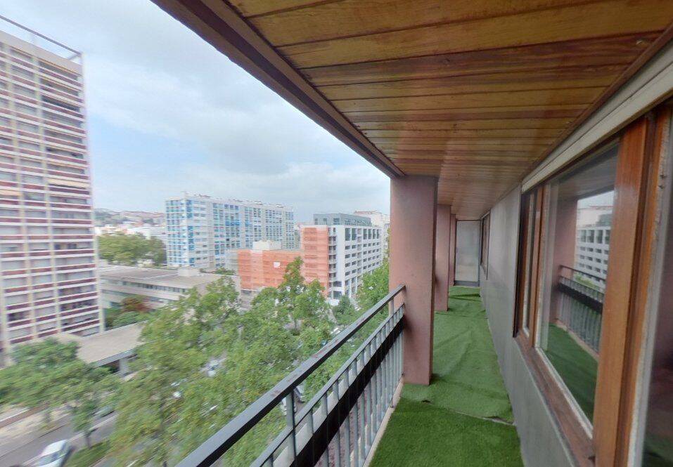Appartement 3 pièces 66 m² · à Lyon 6ème Arrondissement · 66 m² · 1 220 €