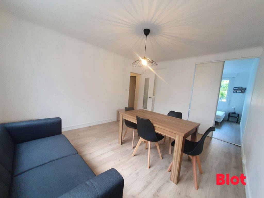 4 pièces 62 m² · à Rennes · 61,6 m² · 1 074 €