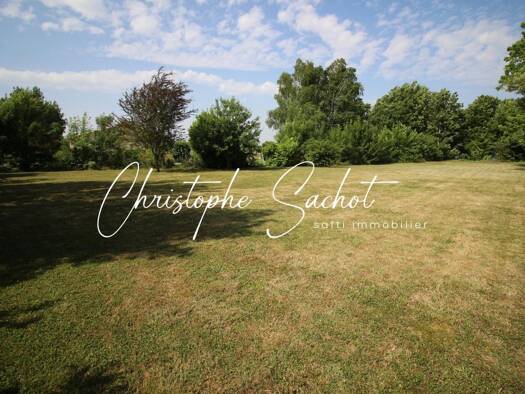 Terrain constructible à vendre 32 400 € 800 m² de terrain Marigny 79360