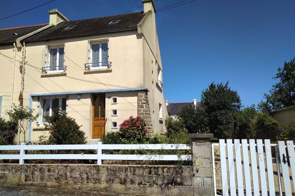 Maison 4 pièces 75 m² · à Carhaix-Plouguer · 75,2 m² · 650 €