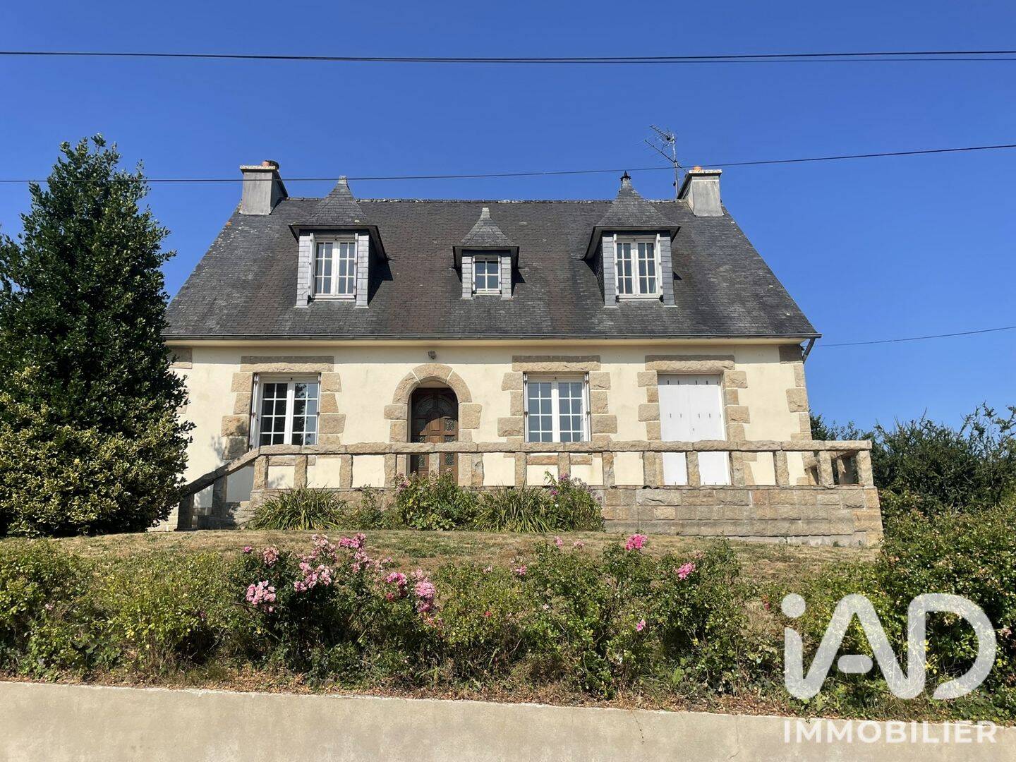Maison 6 pièces 113 m² · à Gouarec · 113,2 m² · 146 000 €