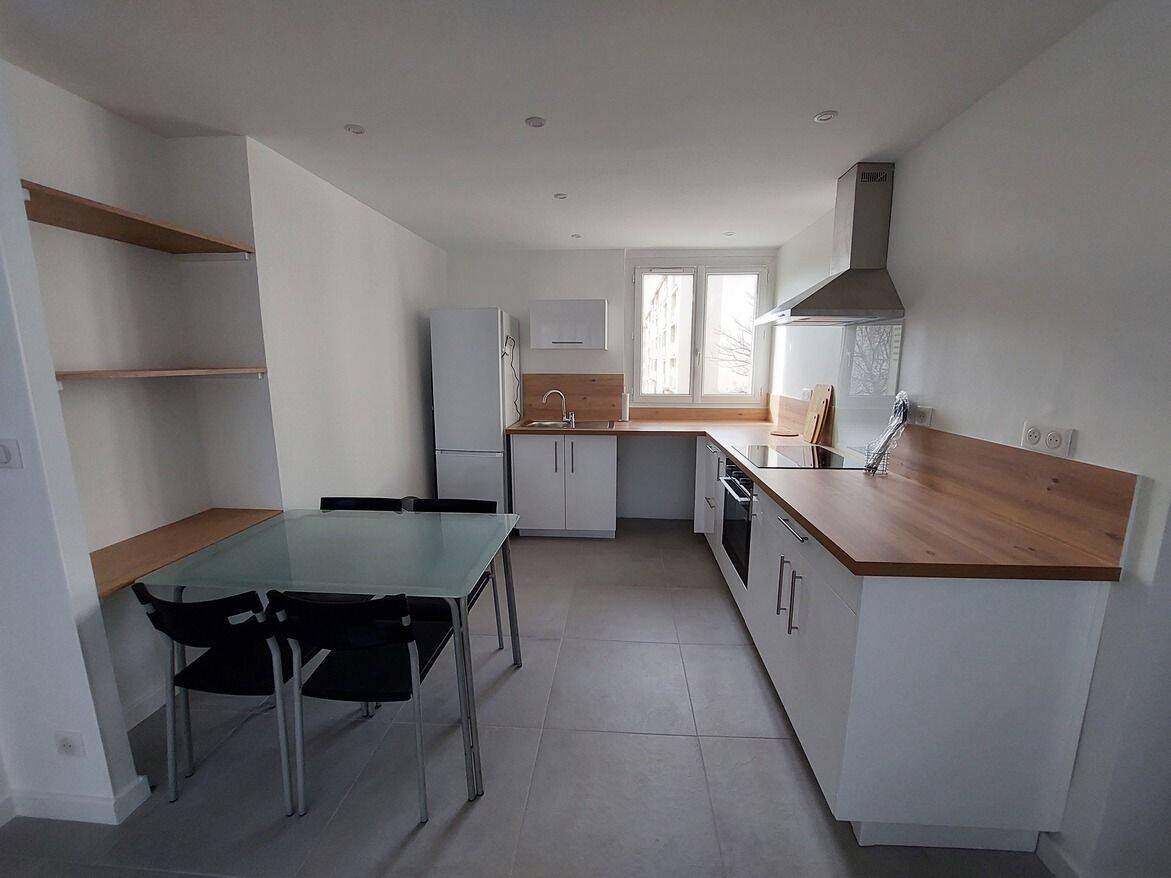 Appartement 3 pièces 50 m² · à Marseille 10ème Arrondissement · 50,2 m² · 865 €/mois
