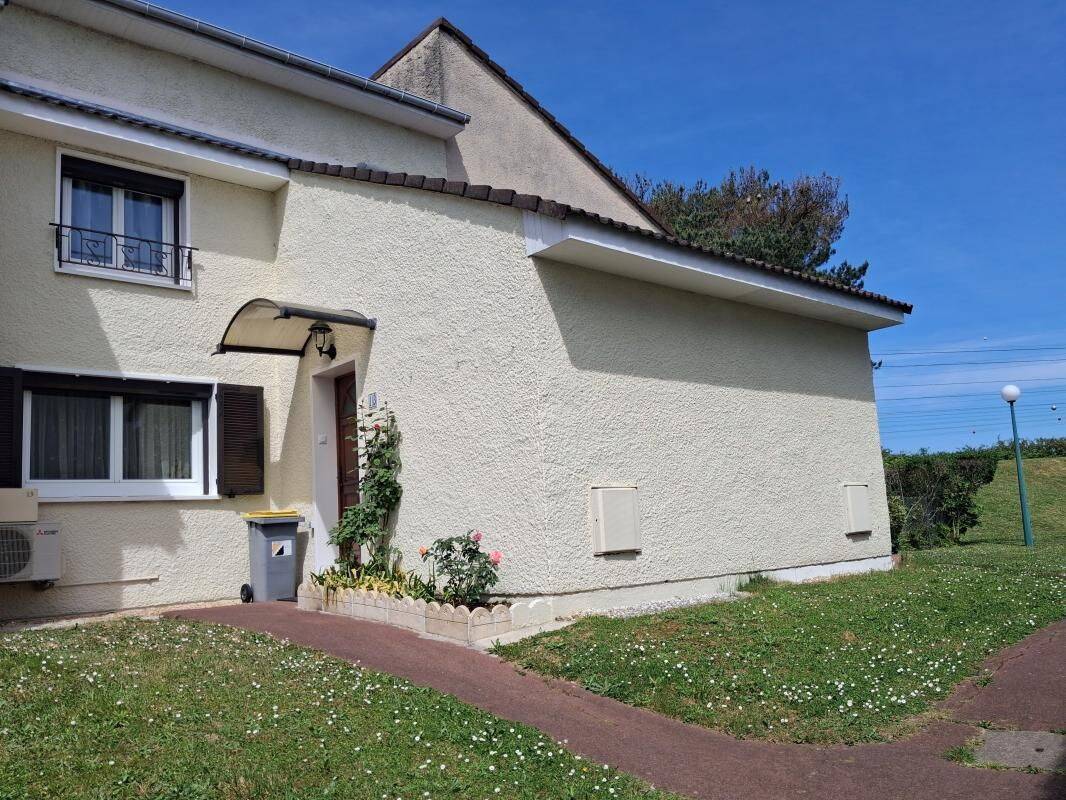 Maison 6 pièces 106 m² · à Chelles · 105,6 m² · 310 000 €