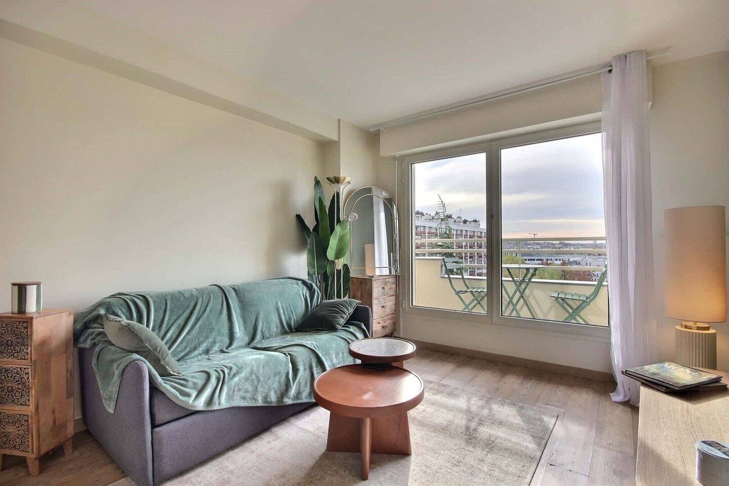 Appartement 1 pièce 35 m² · à Paris 17ème Arrondissement · 35 m² · 1 650 €