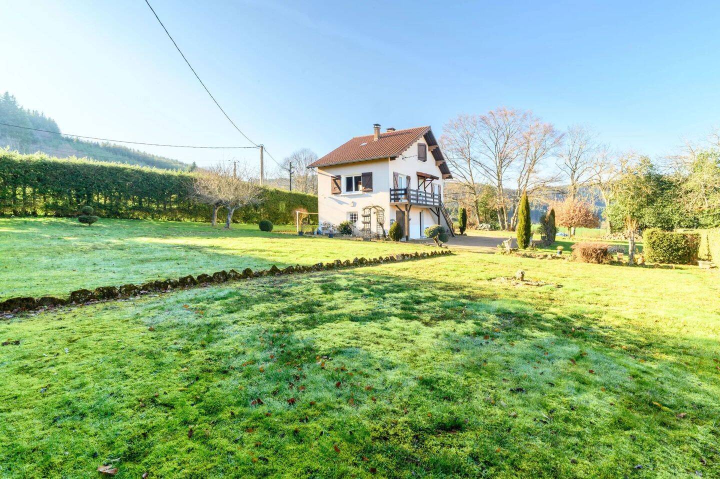 Maison 4 pièces 95 m² · à Saint-Just-d'Avray · 94,7 m² · 240 000 €