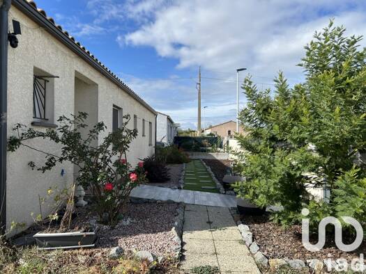 Maison de plain-pied à vendre 244 000 € 6 pièces 4 chambres 111,4 m² 506 m² de terrain Peyriac-Minervois 11160