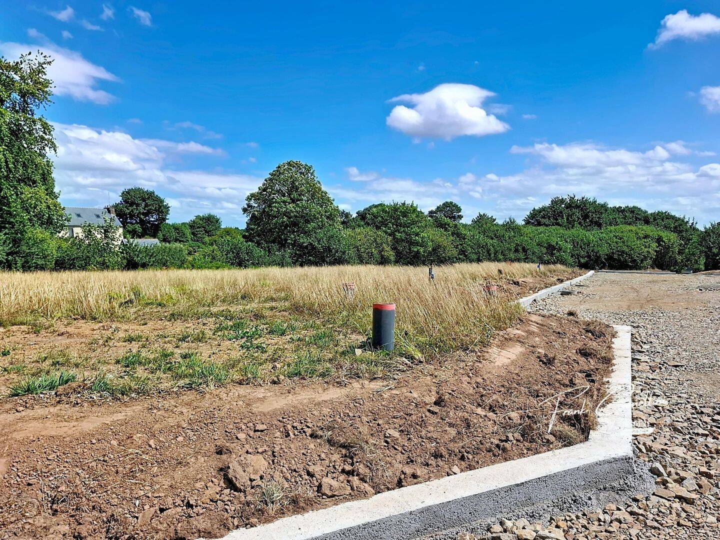 Terrain de 645 m² à Prat - photo 2
