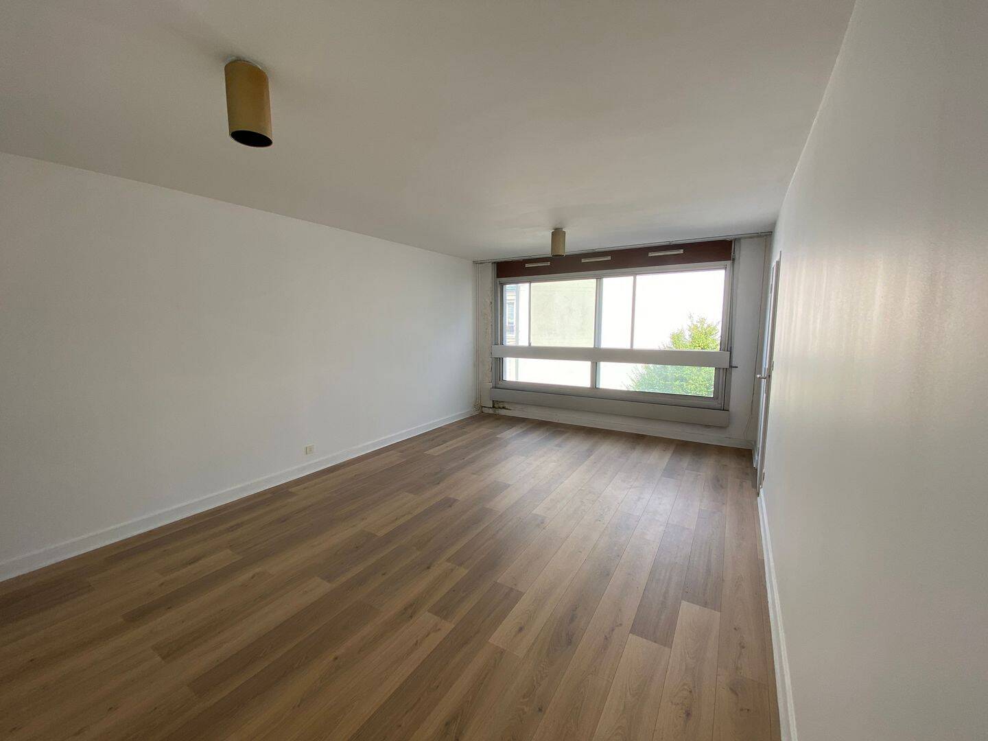Appartement 2 pièces 60 m² · à Paris 6ème Arrondissement · 60 m² · 2 200 €
