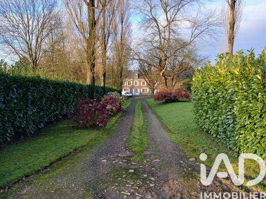 Maison à vendre 395 000 € 11 pièces 10 chambres 212 m² 16 829 m² de terrain Lengronne 50450