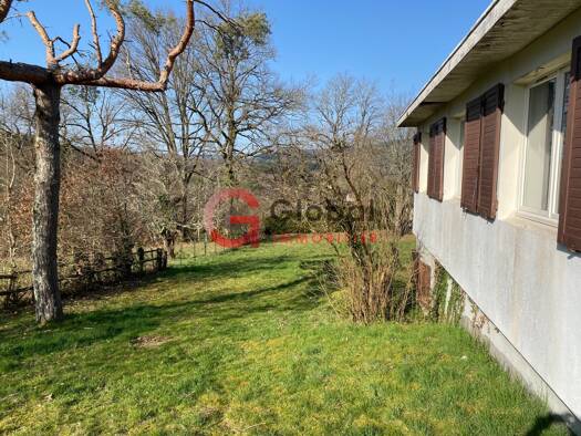 Maison de plain-pied à vendre 95 920 € 4 pièces 2 chambres 62 m² 1 450 m² de terrain Chamberet 19370