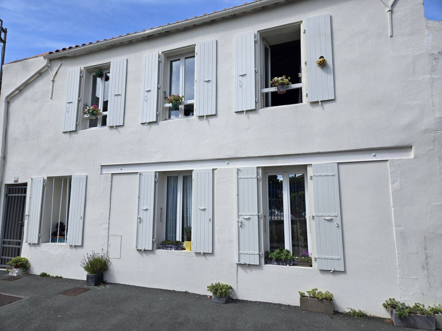 Maison 3 pièces 64 m² · à Rochefort · 63,6 m² · 850 €